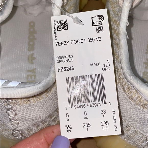Yeezy Boost 350 V2 - Picture 2 of 12